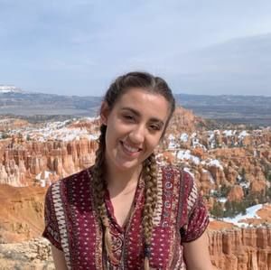 Meet your Posher, Lindy